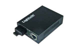 Lightwin Medienkonverter: 100Base-LX: 60Km Singlemode,SC-Konnektor zu 100Mbps RJ45 LAN